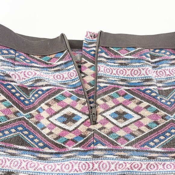 American Eagle Outfitters 4 Multicolor Aztec Print Mini Skirt Back Zipper Boho - Picture 9 of 12